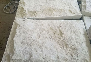 米黄砂岩自然面